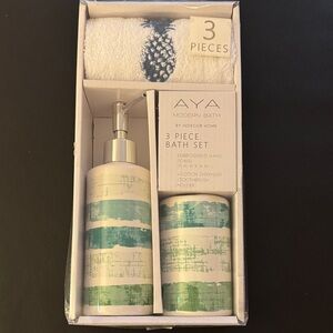 NEW: Boxed 3pc Bath Set - Stripes & Pineapple Towel / Lotion Dispenser / Holder